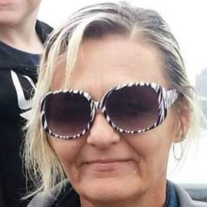 Meet your Posher, Debra